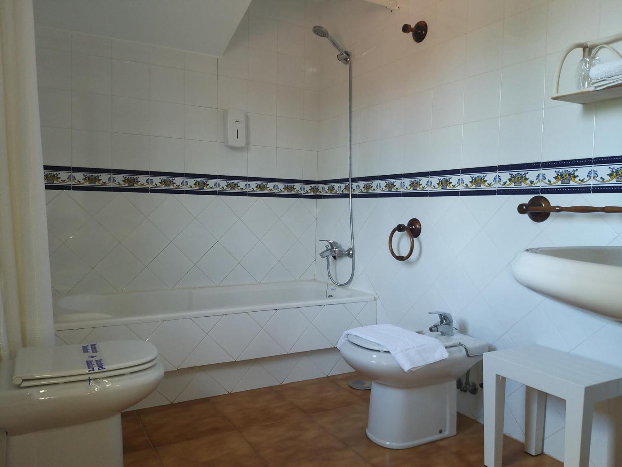 Hostal Restaurante O'Cadaval Frades Pokoj fotografie